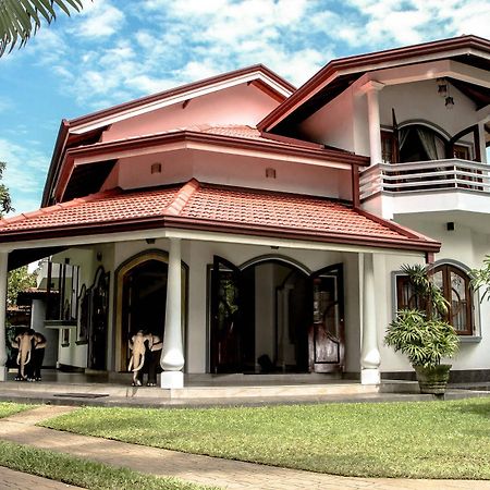 Flipflop Hostel Negombo Dış mekan fotoğraf