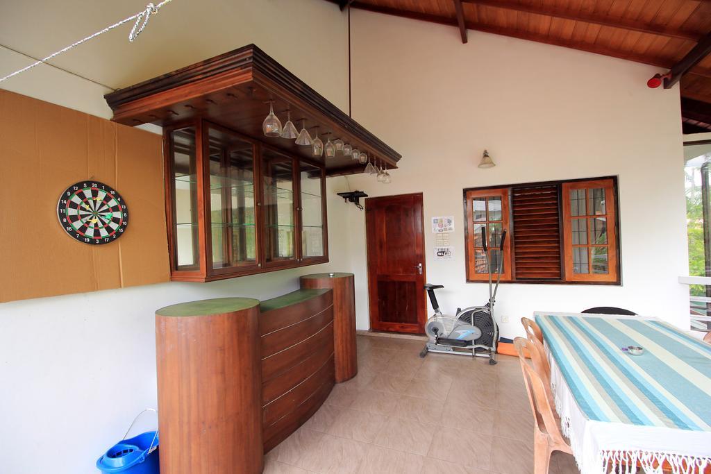 Flipflop Hostel Negombo Dış mekan fotoğraf
