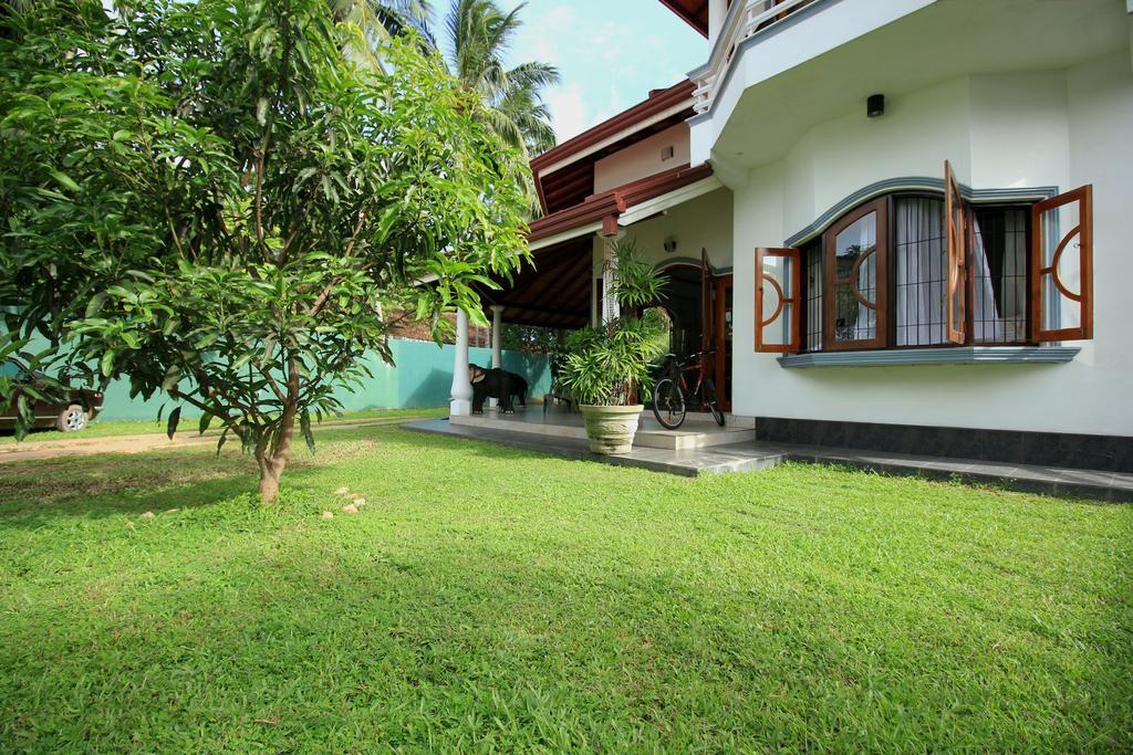 Flipflop Hostel Negombo Dış mekan fotoğraf