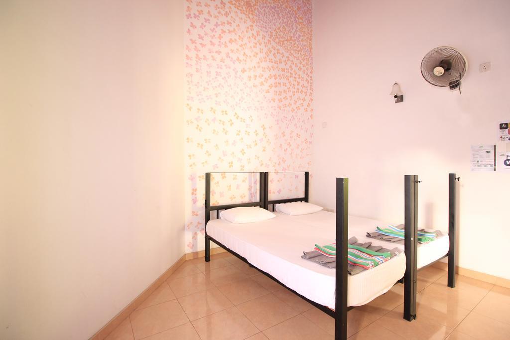Flipflop Hostel Negombo Dış mekan fotoğraf