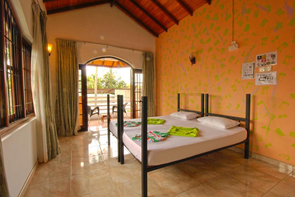 Flipflop Hostel Negombo Dış mekan fotoğraf