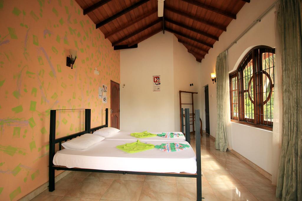 Flipflop Hostel Negombo Dış mekan fotoğraf