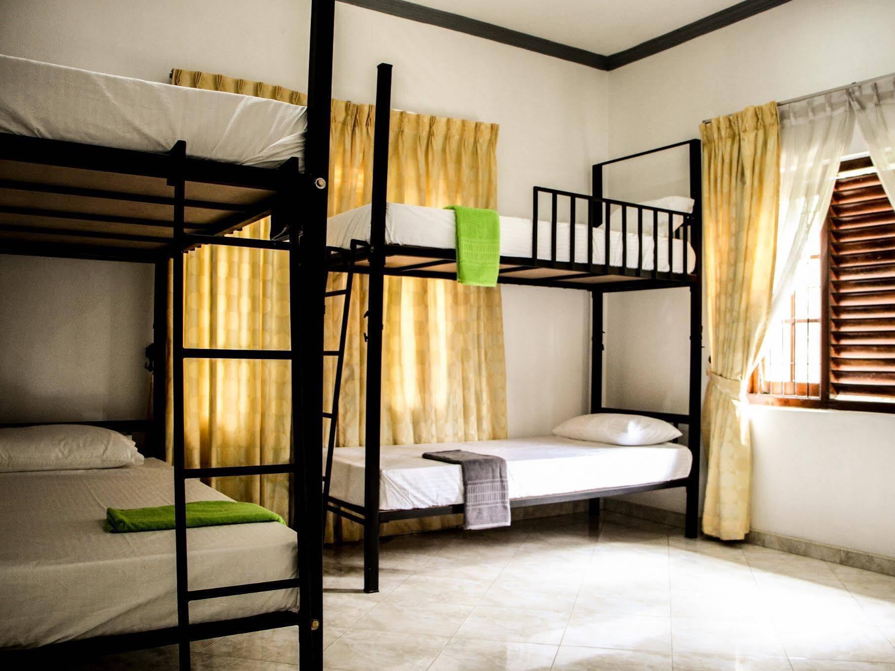 Flipflop Hostel Negombo Dış mekan fotoğraf